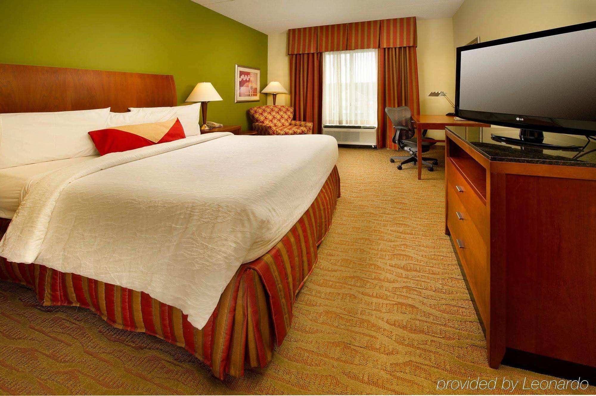 Hilton Garden Inn Atlanta Nw/Kennesaw-Town Center Номер фото